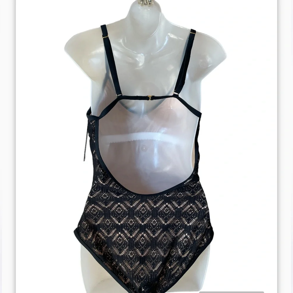 Ninety-Nine black lace